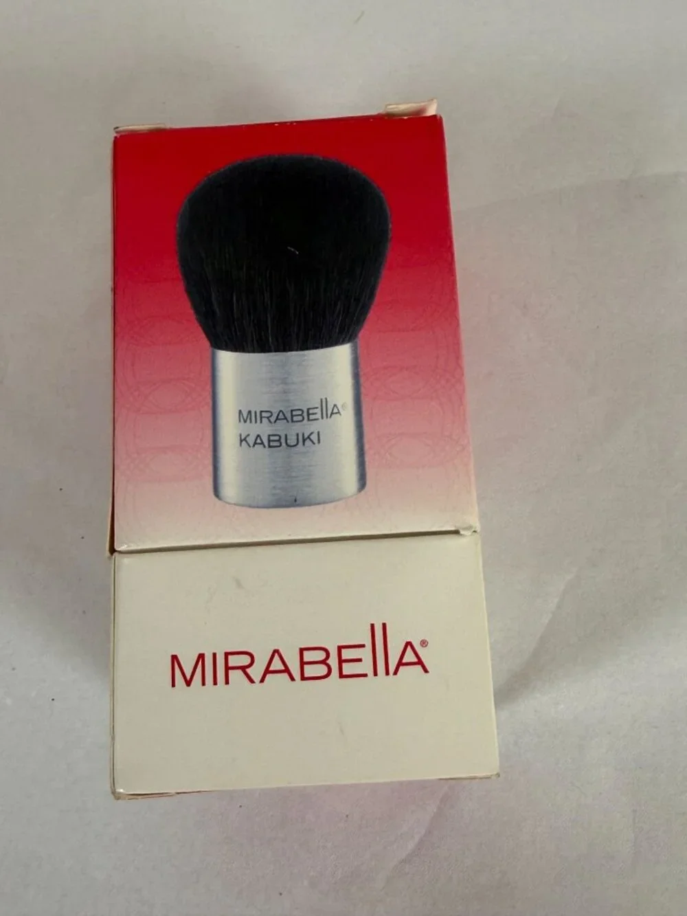 Mirabella Kabuki Brush For Powder Application Compact & Fluffy Design
